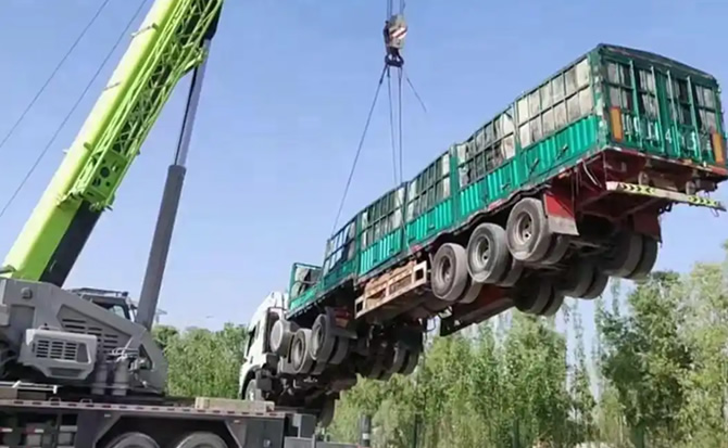 蒸湘区道路脱困救援案例